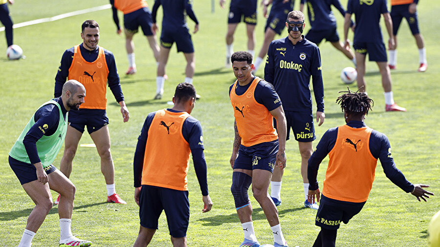 Fenerbahçe yönetiminden flaş karar