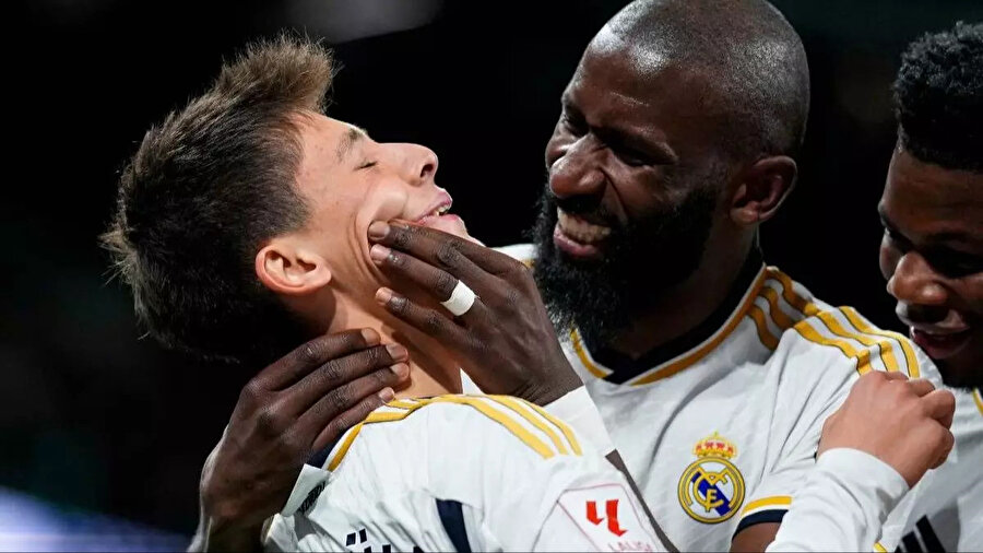 Arda Güler yaptığı asistle İspanya'ya damga vurdu: "Tımarhanede hüküm sürüyordu"