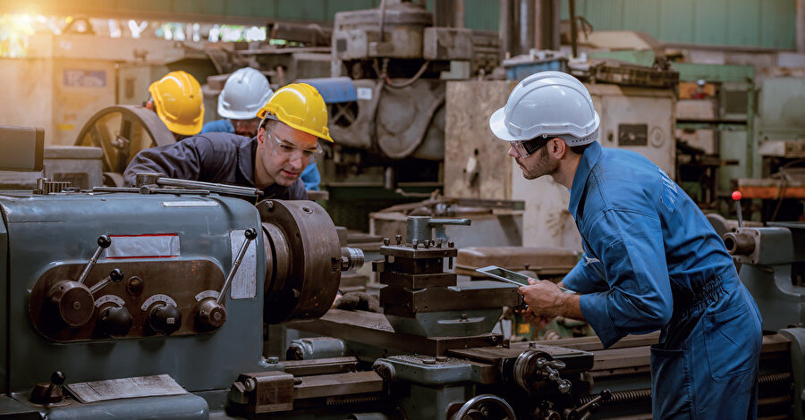 Makine sektörü, enflasyonist baskılar ve yüksek maliyetler nedeniyle zorlu bir yıl geçirdi.
