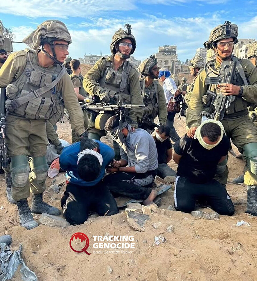 Bir İsrailli Fransız askerin sosyal medya hesabında çekinmeden paylaştığı gönderisi.