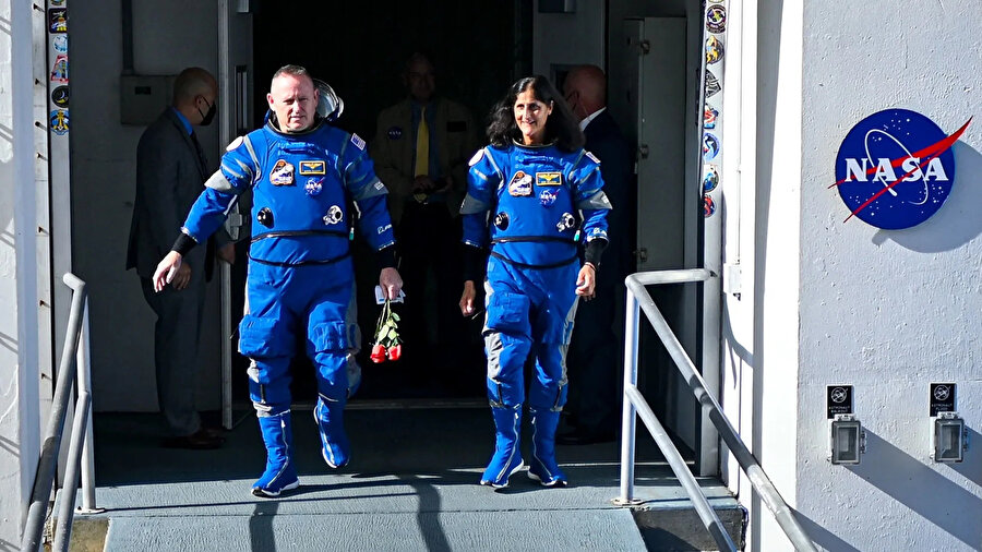 NASA astronotları, beklenmedik bir şekilde 9 ay uzayan uzay görevlerinin ardından Dünya'ya döndü. Peki, astronotlar uzayda gerçekten 9 ay mahsur mu kaldılar?