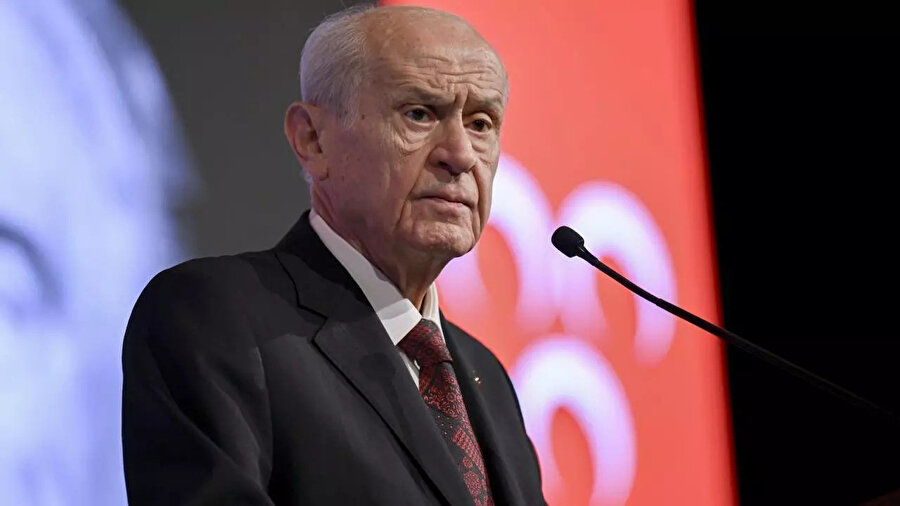 MHP Lideri Bahçeli, yarın genel merkezde mesaisine başlayacak. Ardından da Milliyetçi Hareket Partisi'nin kurucusu ve eski Başbakan yardımcısı Alparslan Türkeş'in mezarını ziyaret edecek.