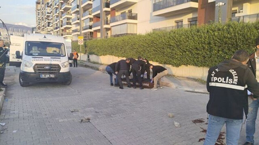 Sokakta önlerini kesti: 2 ölü, 1 yaralı