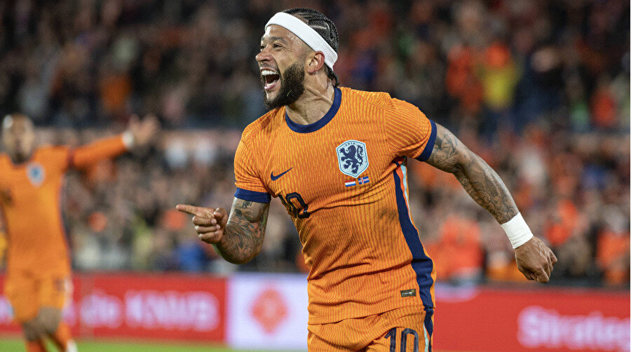 Memphis Depay'ın hareketi futbol dünyasını ikiye böldü