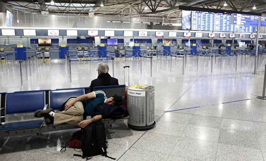 Yunanistan’da grev nedeniyle ulaşım durdu