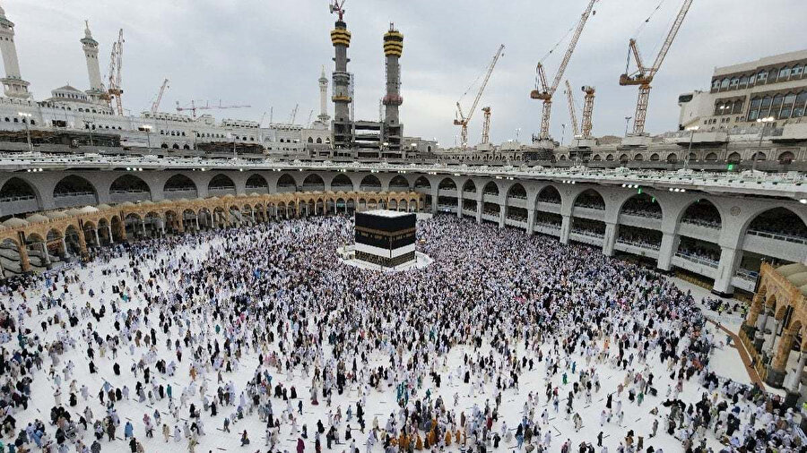 Suudi Arabistan'dan hac için yeni karar: Ülkeye alınmayacaklar