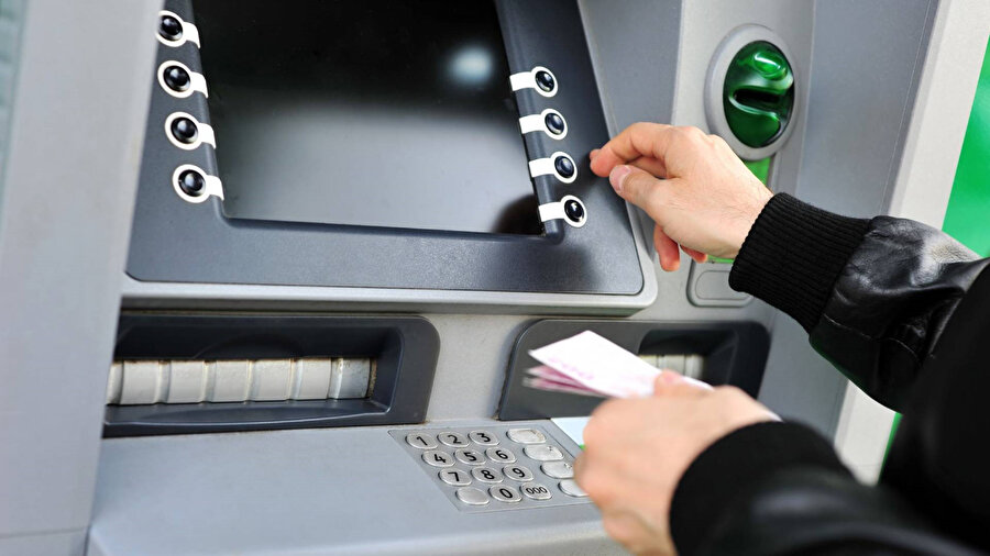 ATM'lerde yeni dönem: Para çekme limitleri değişti