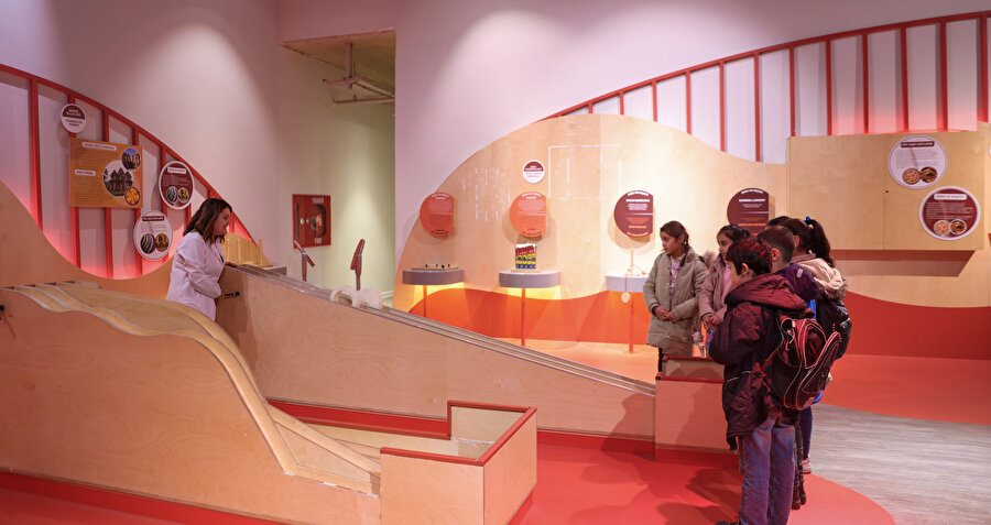 Müzeyyen Erkul Bilim Merkezi.