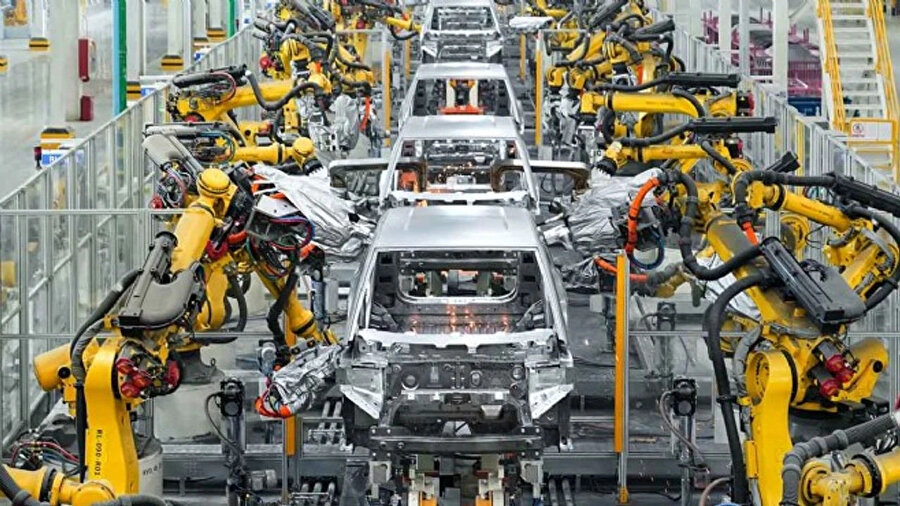 ​Dev otomobil markası, üretimini ABD'ye taşıyor