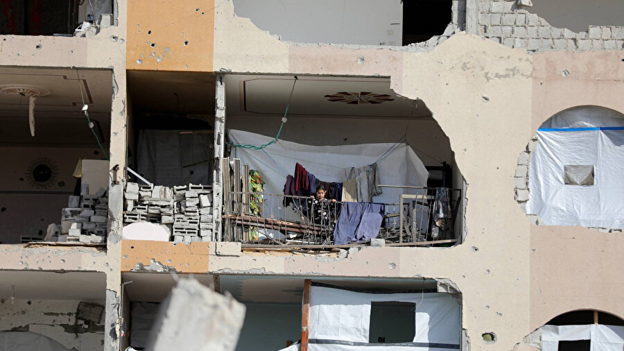 İşgalci İsrail'in Gazze'ye saldırılarında hayatını kaybedenlerin sayısı 51 bin 65'e yükseldi