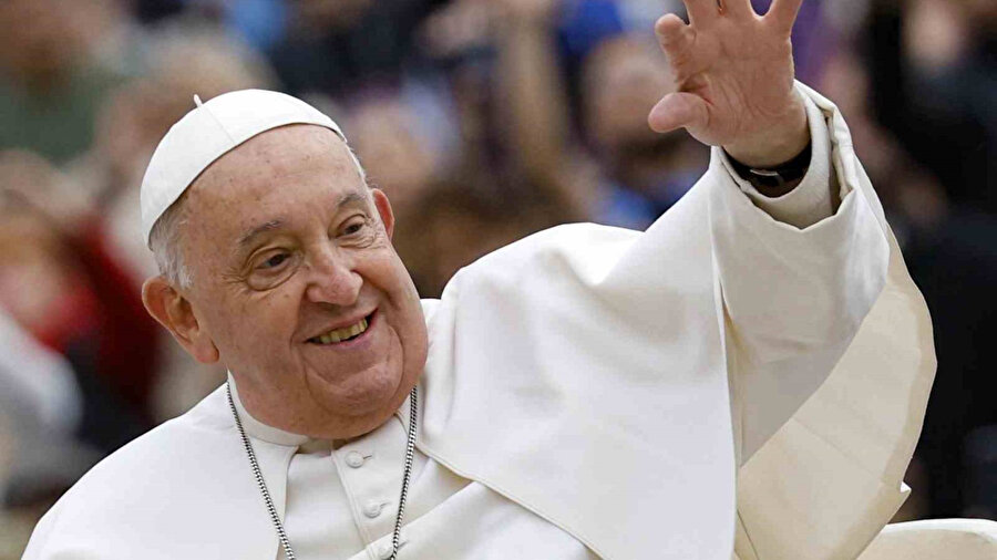 Papaların ölümünden sonra süreç nasıl işliyor?