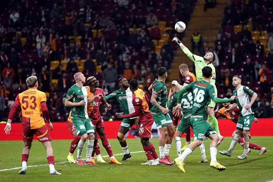 Konyaspor-Galatasaray maçı hangi kanalda, saat kaçta? ilk 11'ler belli oldu