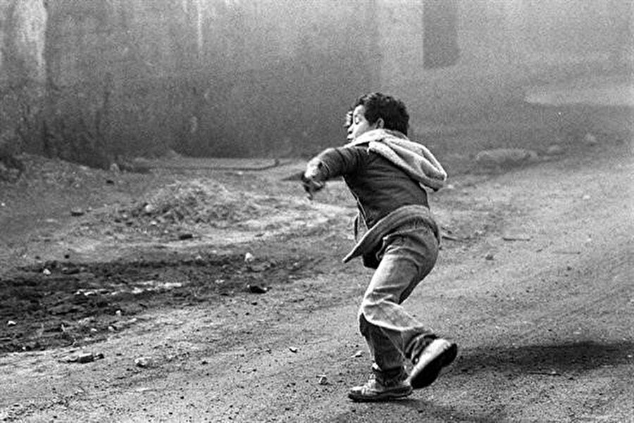 Remzi, ikonik fotoğrafından hemen önce bir kez daha objektiflere takılmış.