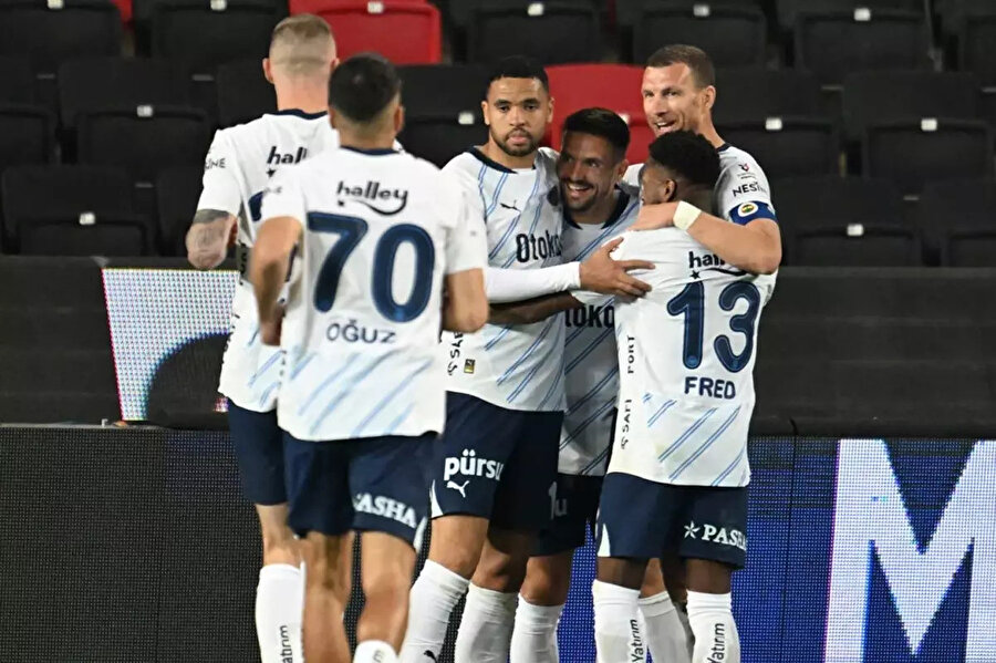 Dzeko hakeme tepki gösterdi: Garip kararlardı