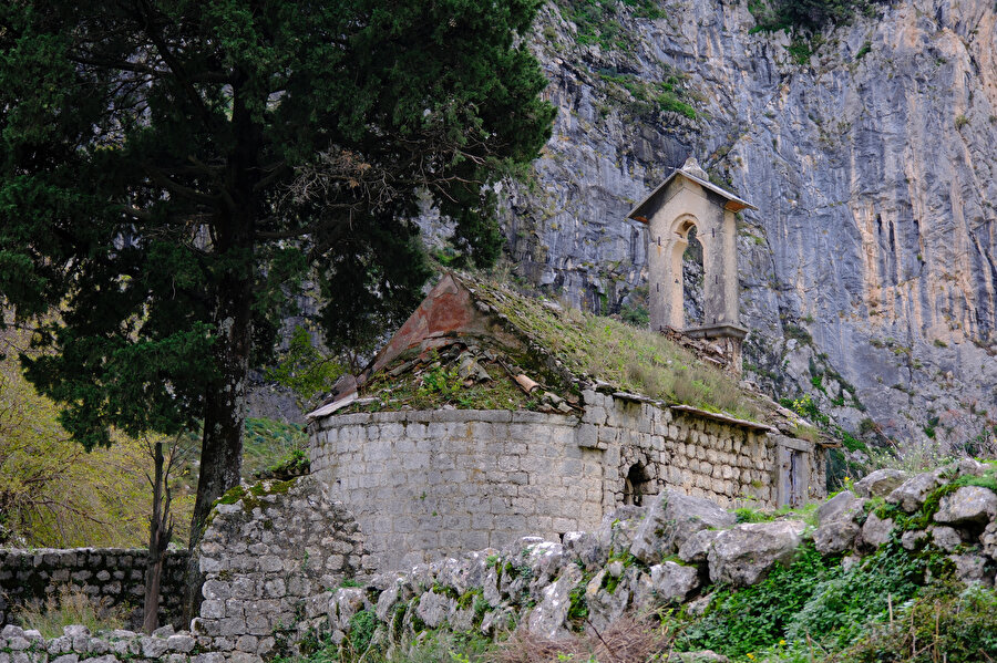 Aziz İvan Şapeli.