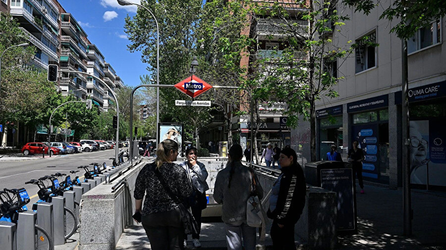 
İspanya'da elektrik kesintisi nedeniyle OHAL ilan edildi