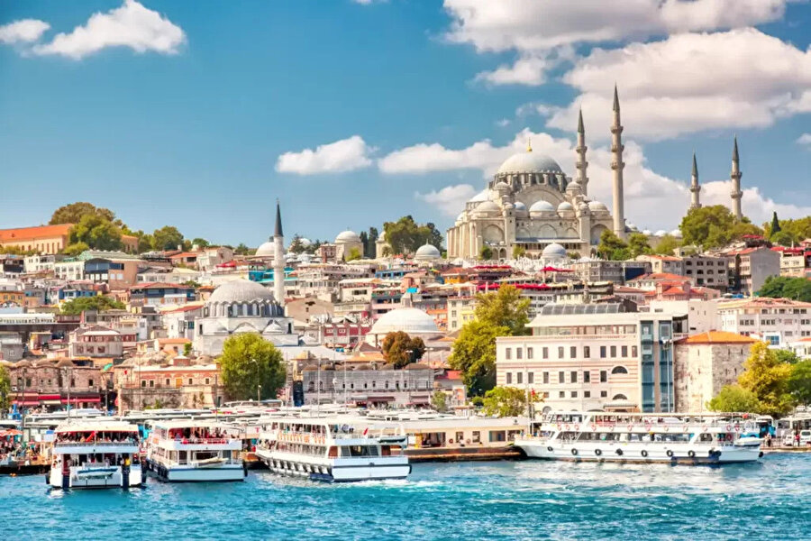 1 Mayıs Resmi Tatil Mi? 1 Mayıs Hangi Güne Denk Geliyor?