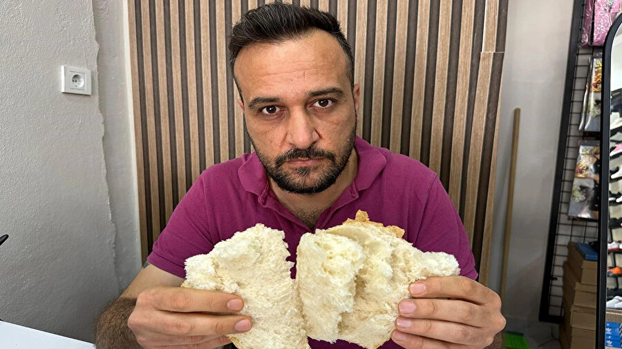 Ekmeğin içinden inşaat çivisi çıktı.