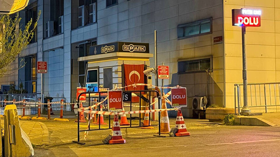 İSPARK'a ait 36 otopark ruhsatları olmadığı gerekçesiyle kapatıldı