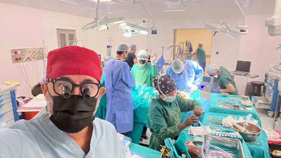 Ameliyatta vücut sıcaklığı 22 dereceye düşürülüp, 100 dakika 'geçici ölüm'ü yaşadı.