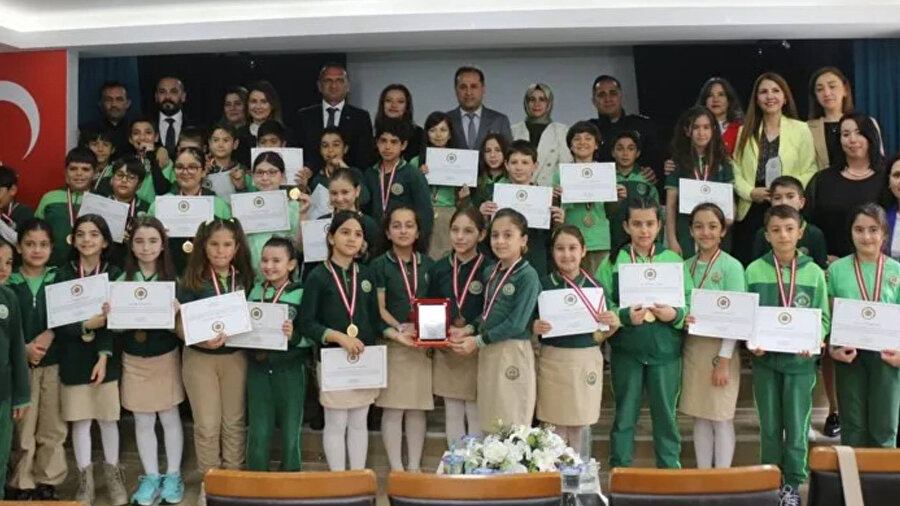 İyilik Timi ve Köy Çocukları Okusun Derneği