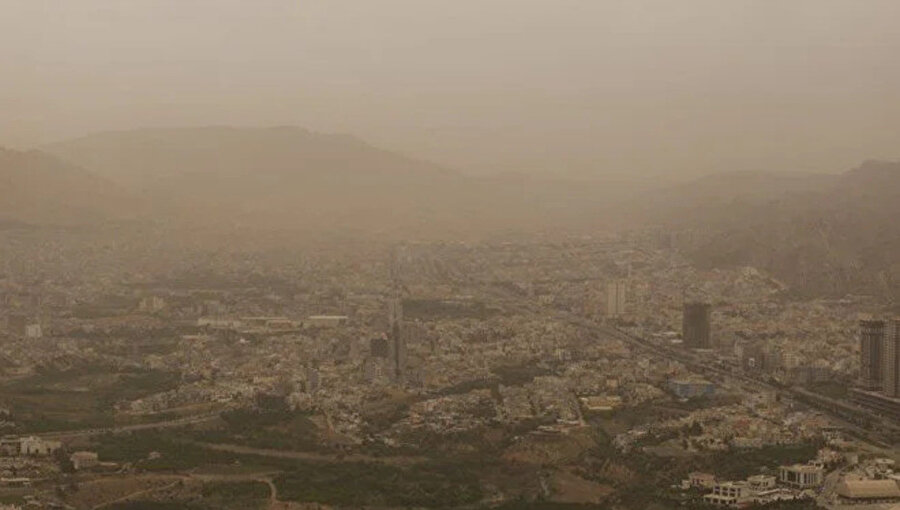 Irak'ı kum fırtınası vurdu: 4 ölü, 3 yaralı