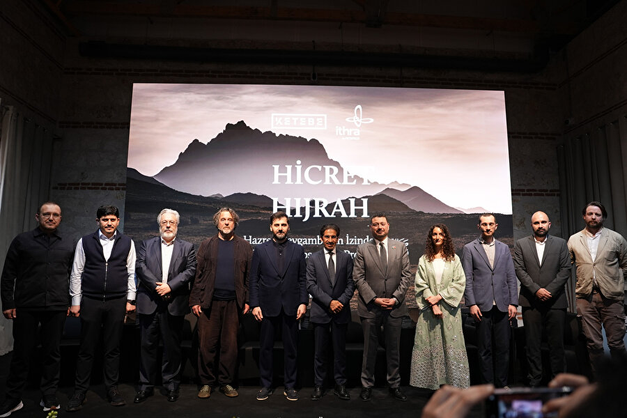 Hicret yalnızca bir yolculuk değil fedakârlık ve sabrın somut ifadesidir