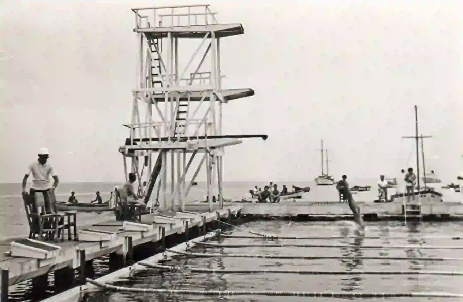 “Bodrum, Marmaris Yokken, Adalar Vardı” – Yaman Alkan.