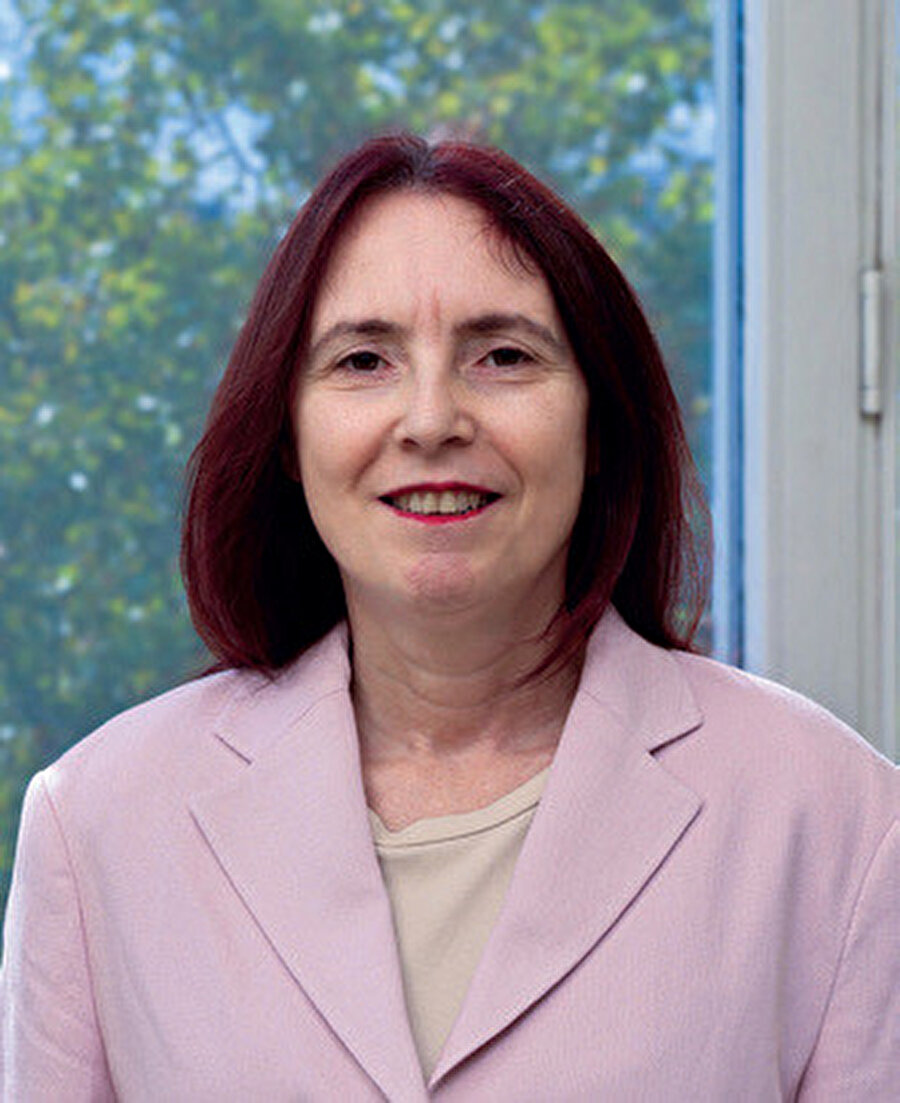 Yael Taranto.