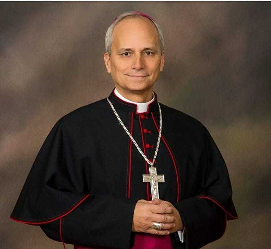 Yeni papa kim oldu? Yeni papa Vatikan'da seçildi: Robert Prevost kimdir, nereli, kaç yaşında?