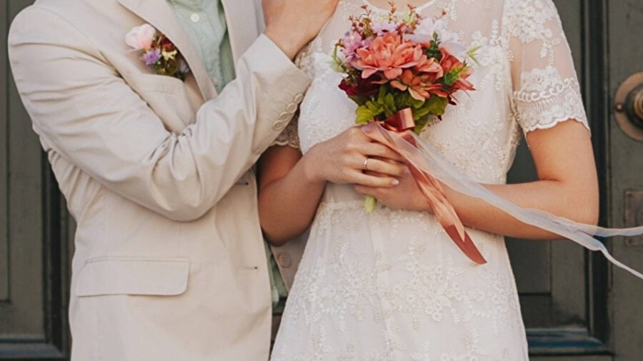 Yeni evleneceklere bir müjde daha: Emlakçılardan kira yardım desteği geliyor