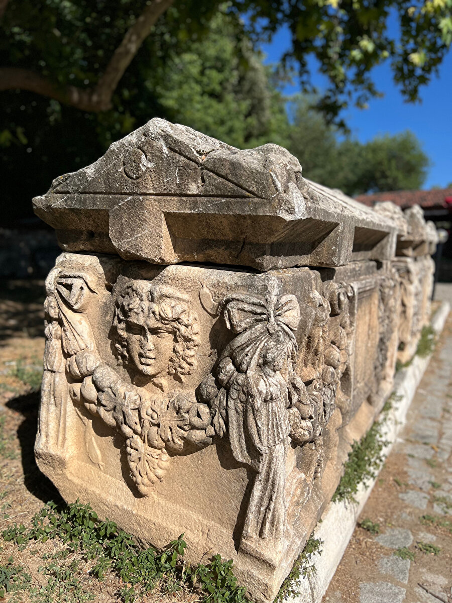 Aphrodisias.