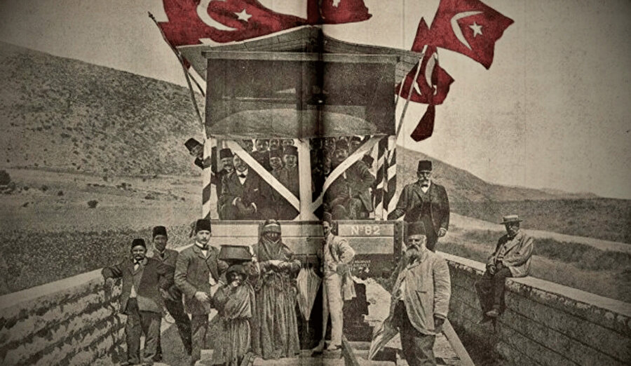 Suriye toprakları, Türklerin Anadolu’dan sonra en yakın münasebet kurduğu toprakların başında gelmekteydi.