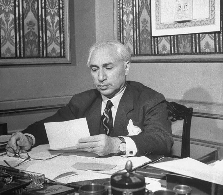 10. (Aralık 1936 - Şubat 1939) ve 21. (Aralık 1946 - Aralık 1948) Suriye Başbakanı Cemil Merdam Bey, Arap milliyetçiliğinin simge isimlerinden birisi olarak tarihe geçti.