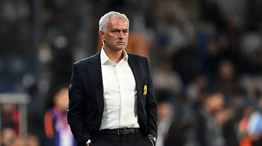 Fenerbahçe'de Mourinho ayrılıyor: Yerine gelecek dünyaca ünlü isim belli oldu