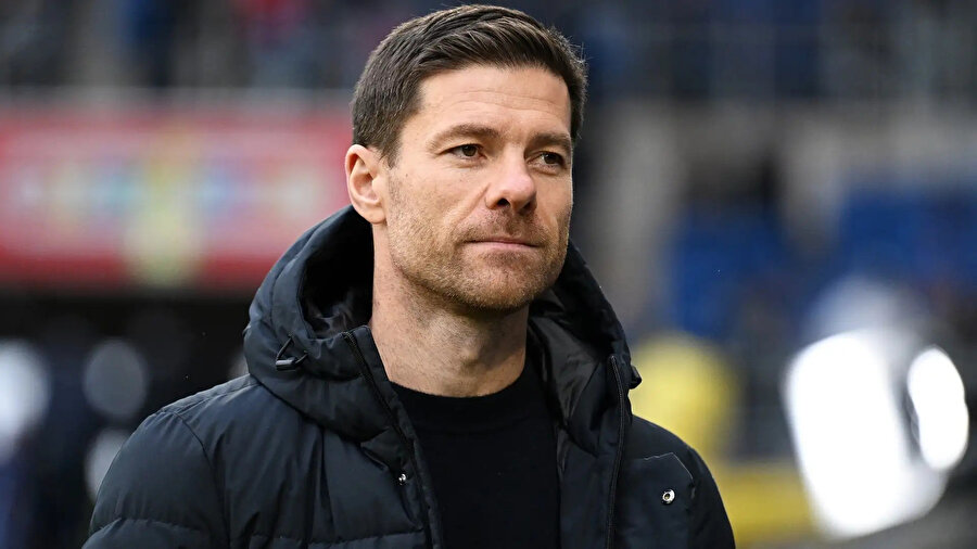 Xabi Alonso, Real Madrid'le sözleşme imzaladı
