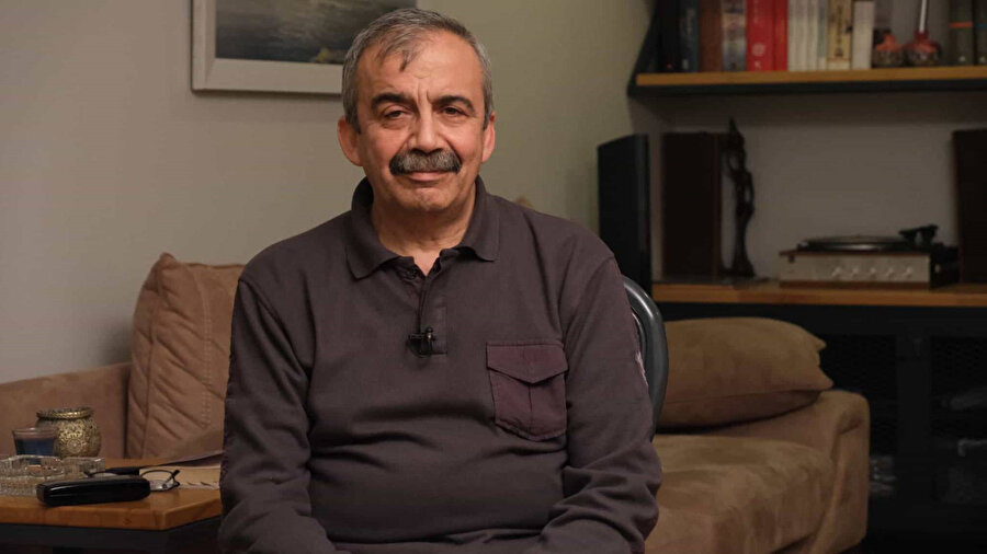 Sırrı Süreyya Önder