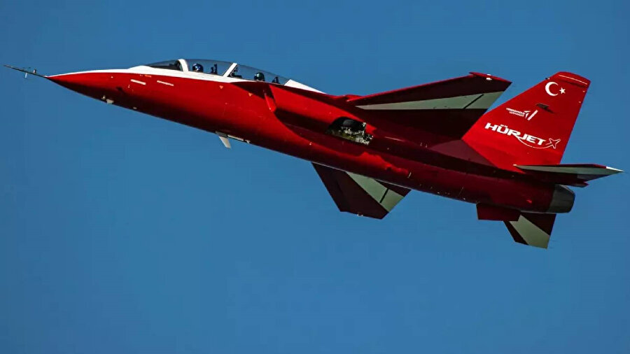 Hürjet jet eğitim uçağı 
