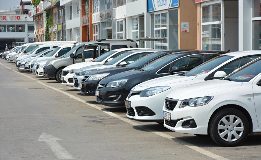 İkinci el araba satışlarında sert düşüşler: stokta kalma süresi uzadı, satış hızı düştü