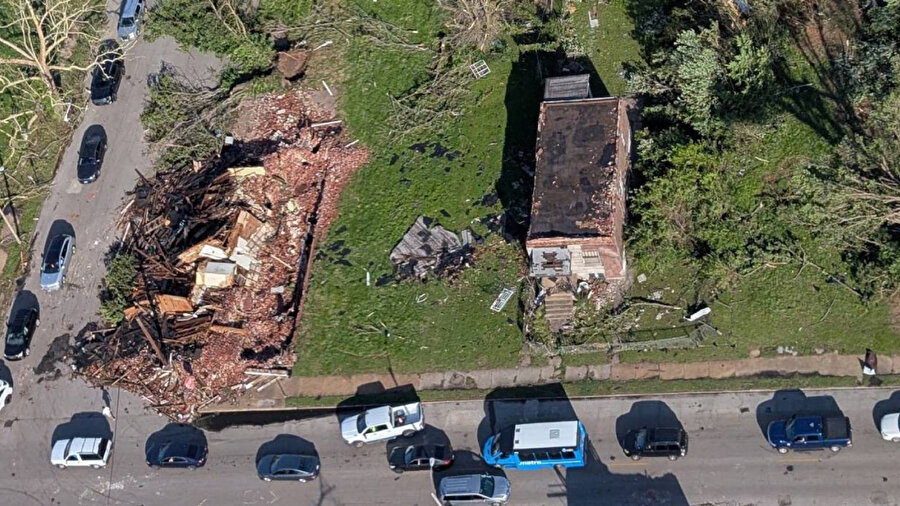 ​ABD'de fırtına ve hortum felaketi: 23 ölü