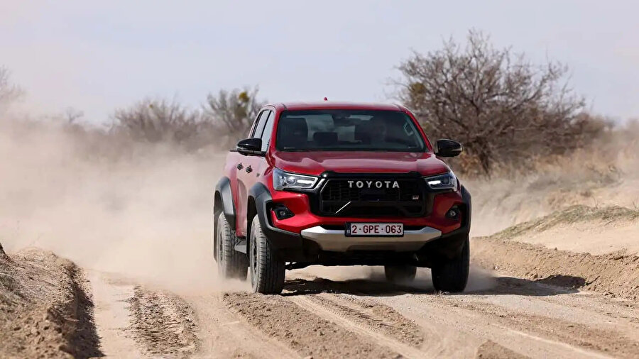 Toyota beklenen modelini Türkiye'ye getirdi: İşteToyota Hilux GR Sport'un özellikleri ve fiyatı