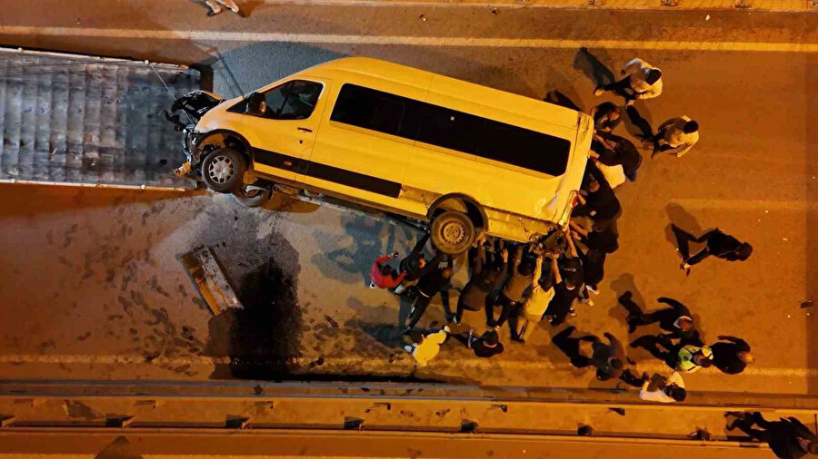 ​Patronunu gasp etti: Kaza üstüne kaza yaptı