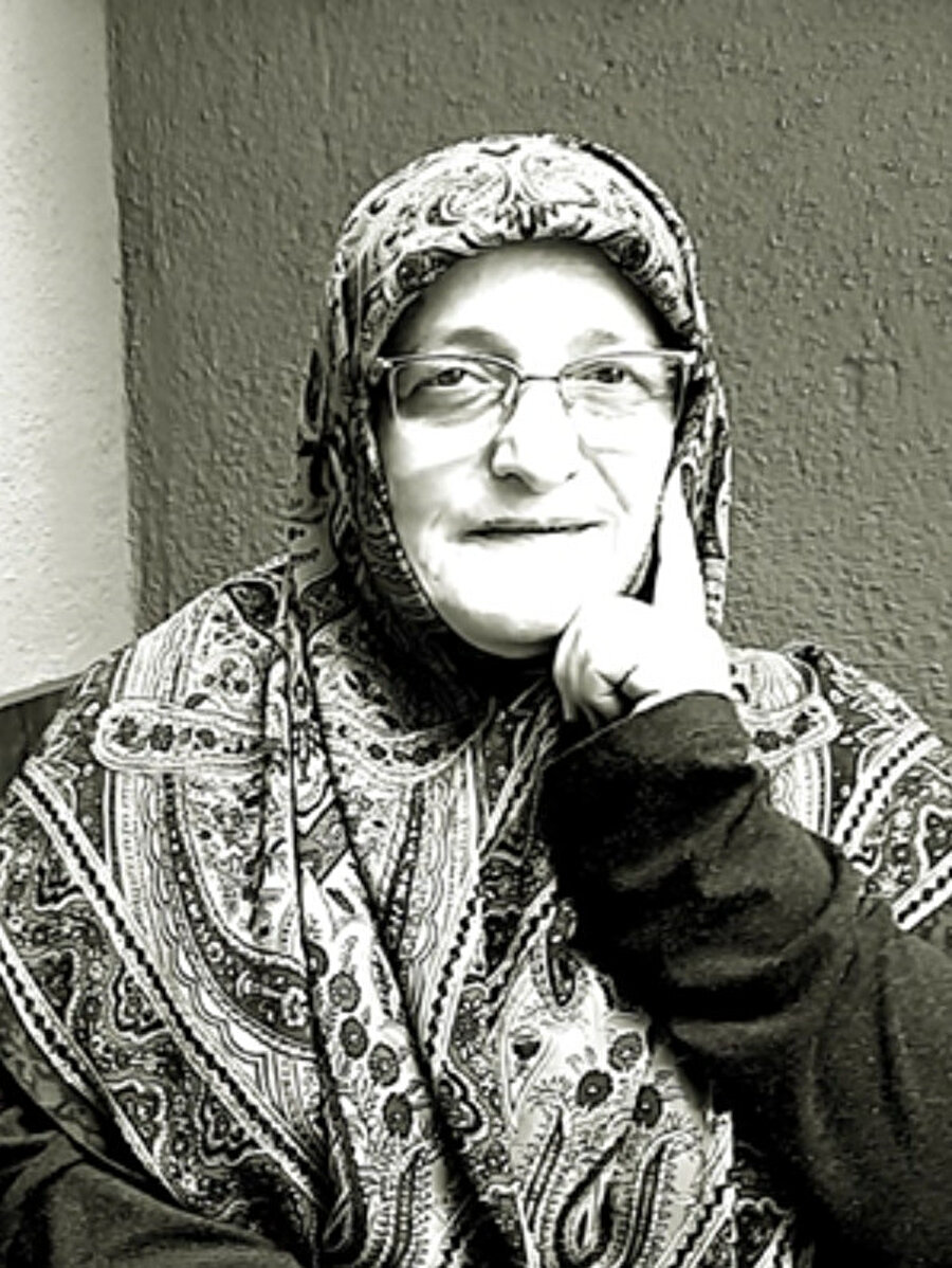 Rukiye Saran Aydın.
