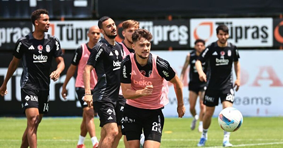 Beşiktaş'ta yıldız oyuncu ayrılıyor: 2. kez teklif getirildi