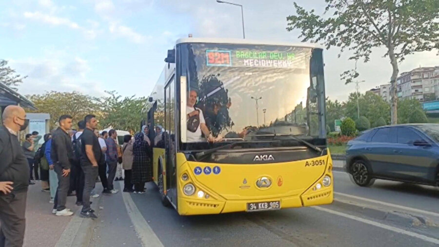 ​İBB ile Özel Halk Otobüsleri esnafı arasında anlaşma sağlandı