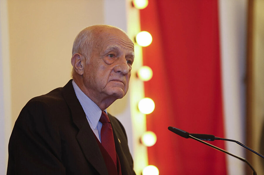 İnan Kıraç kimdir? İş insanı İnan Kıraç kaç yaşında, nereli, eşi kimdir, çocuğu var mı? İşte İnan Kıraç'ın biyografisi ve hayatı