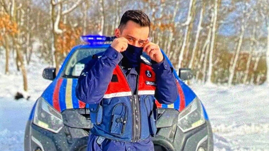 Astsubay derede boğuldu: Sıcak havadan bunalarak dereye girmişti