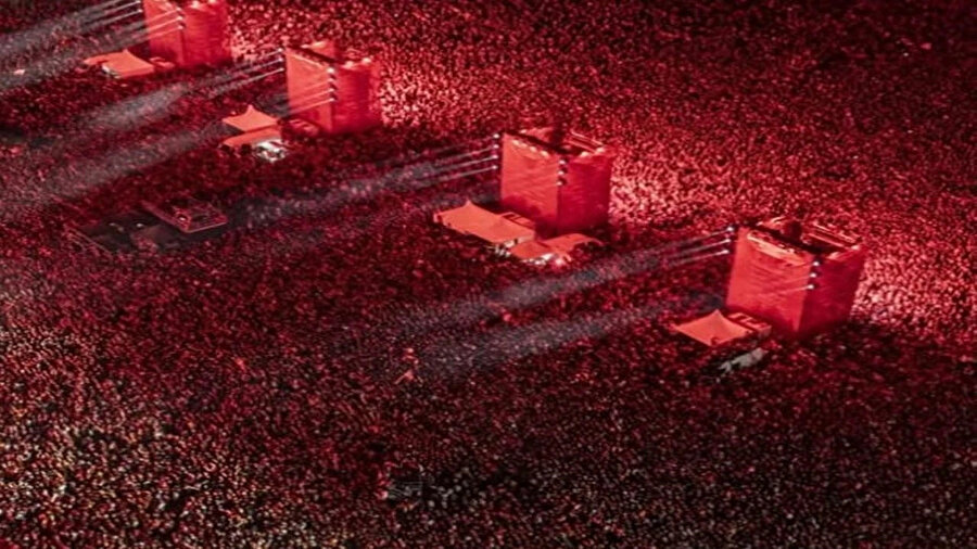 Galatasaray'ın Yenikapı'daki şampiyonluk kutlamalarına kaç taraftarın katıldığı belli oldu: Yenikapı'daki şampiyonluk kutlamalarına kaç taraftar geldi?