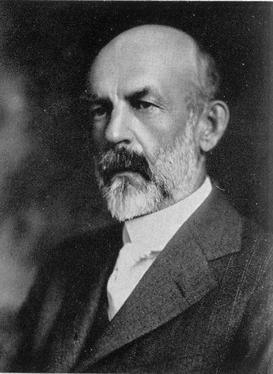 Sosyolog Charles Cooley.