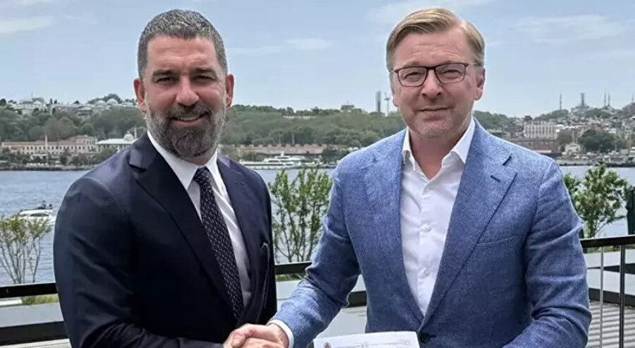Shaktar Donetsk, Arda Turan anlaşmasını duyurdu